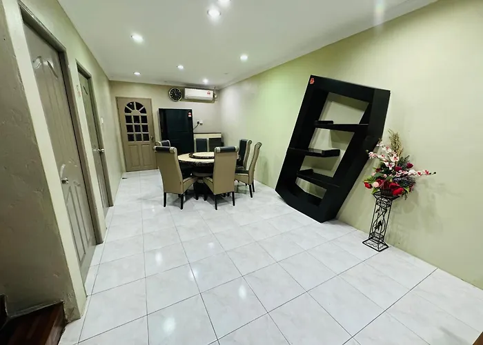 Taman Kemena Raya Bintulu Homestay